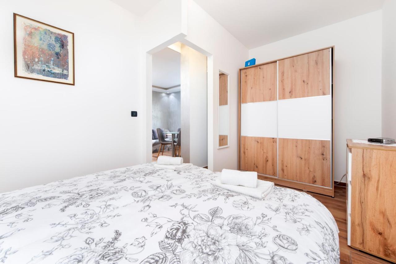No&Ma Apartment Rovinj Bagian luar foto