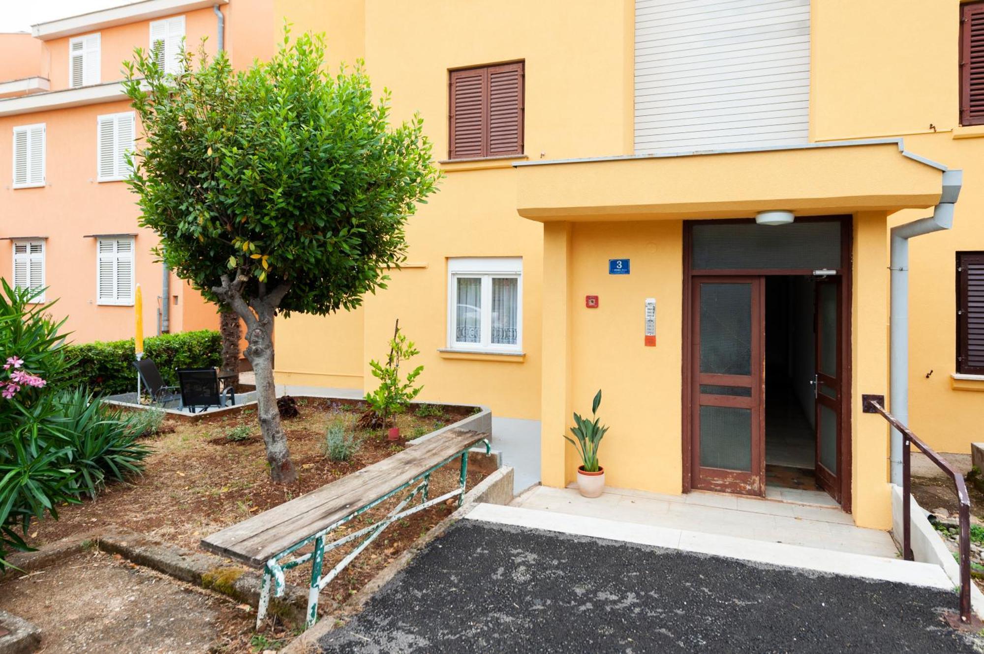 No&Ma Apartment Rovinj Bagian luar foto